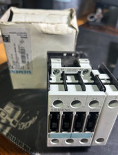 New Siemens 3RT1526-1AK60 Sirius Contactor