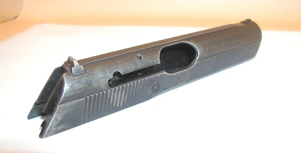 Pistola VZOR modelo 70 7,65 mm - Slide Stripped BB - Imagem 2 de 4