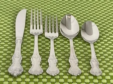 Reed & Barton MARLBOROUGH Stainless Select Glossy NEW Flatware SMART CHOICE B77N