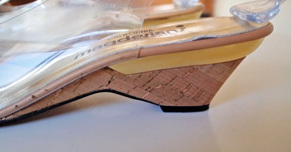 复古 MAGDESIANS 软木透明露背鞋带金色蝴蝶结 8 1/2 M — 第 4/4 张图片