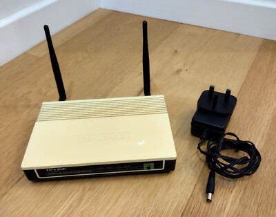 TP-LINK 300Mbps TL-WA830RE Wireless N Range Extender WLAN Access Point weiß
