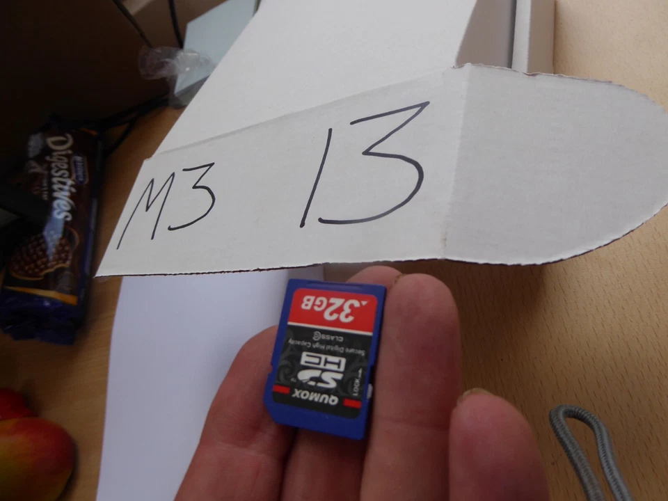 QUALITY QUMOX  32GB SD Memory Card CLASS 10 - Image 2 of 2