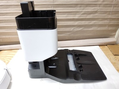 Roborock Q7 Max+ Self-Emptying Robot Vacuum Cleaner DOCK Only Read-SEE PICS