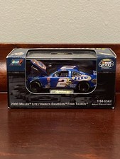 Rusty Wallace Revell 2000 Miller Lite 1/64 Ford Taurus in Showcase New