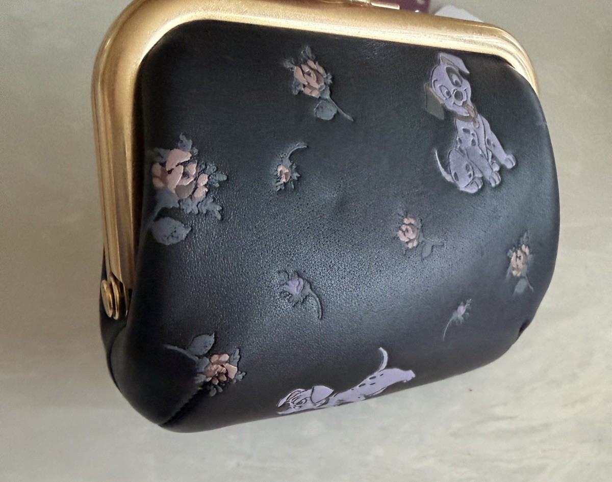 NWT COACH DISNEY X COACH BLACK/MULTI DALMATIANS KISSLOCK FLORAL