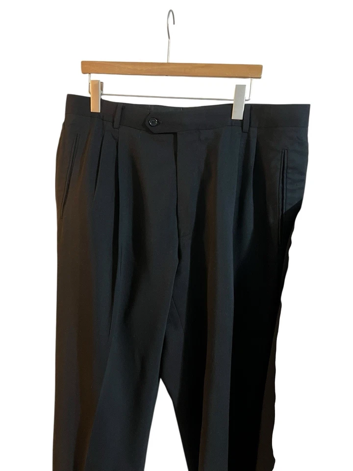 Traje Hugo Boss De Colección Para Hombre Talla 44 R Negro W38 X 32L Lana 3 Botones Calce Relajado Foto 4 de 4