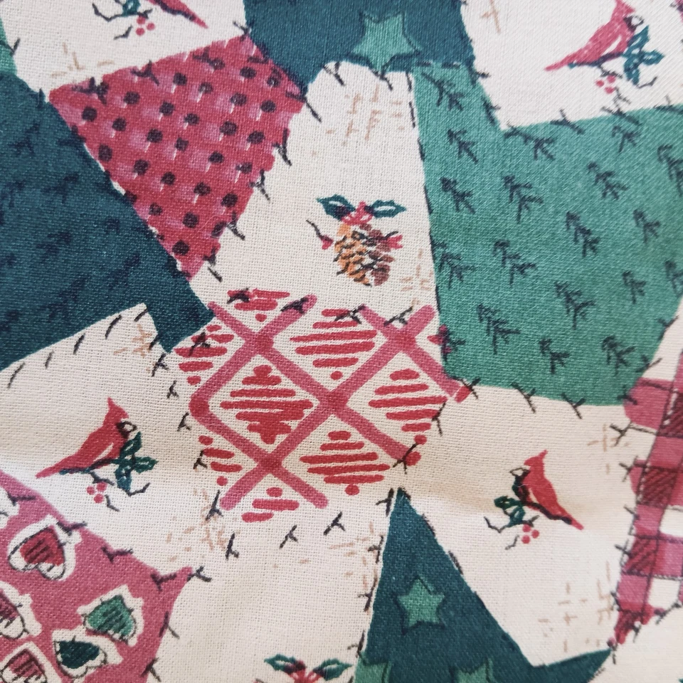 Tela de edredón de algodón rojo verde vacaciones Marcus Brothers Crazy Patchwork 45" por comprar Foto 4 de 4