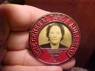 Prendedor insignia identificación de empleado foto mujer vintage THE GENERAL TIRE AND RUBBER COMPANY