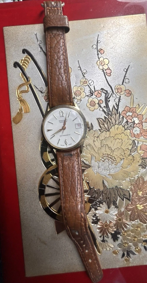 Швейцарские мужские винтажные часы с календарем Tegrov - Изображение 2 из 4