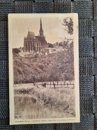 Carte Postale Ancienne Abbeville – La Rivière Et L'Église – Cliché Rare 1910