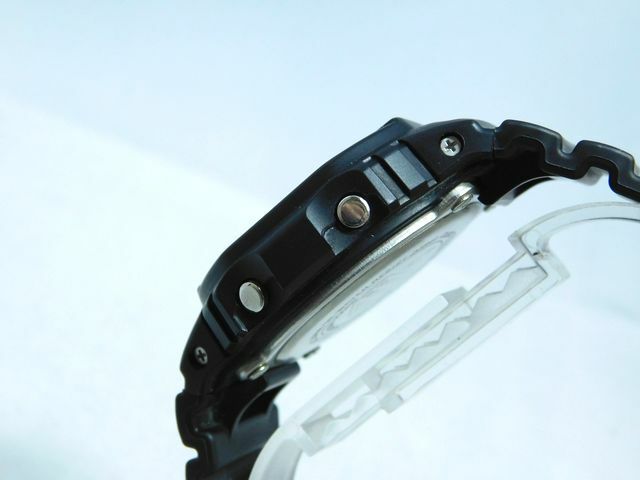 Casio G-shock Kyo Momiji 42.8mm Resin 