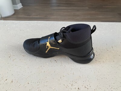 jordan superfly 5 po black and gold