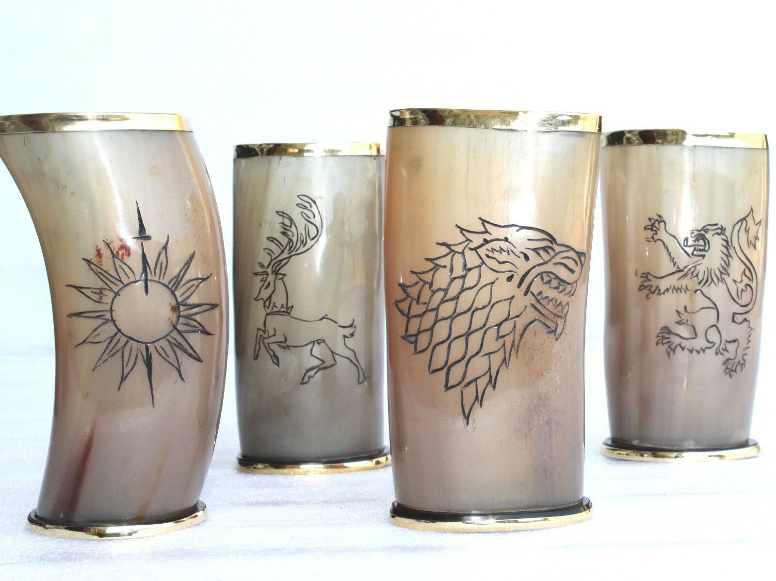 Cuatro Mangueras Surtidas Juego de Tronos Talladas Vikingo Cuerno de Beber Cerveza Ale Tazas 6"