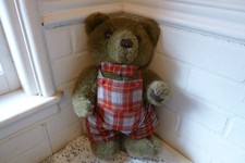 VINTAGE RUSS- BUCKINGHAM- JOINTED TEDDY BEAR- SO SO CUTE