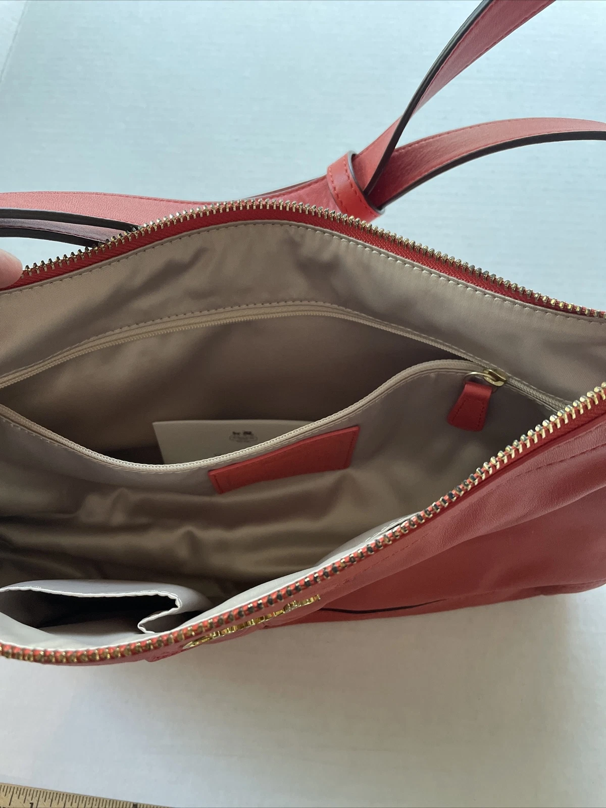 Borsone Coach Park in pelle di cachi F19729 nuovo con etichette