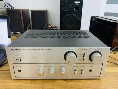 Sony TA-1630 vintage, silver-faced Stereo integrated amplifier from Japan,