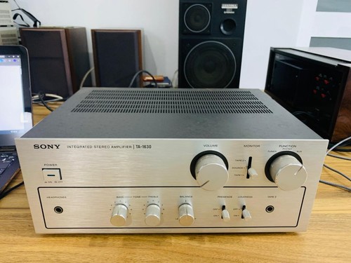 Sony TA-1630 vintage, silver-faced Stereo integrated amplifier from Japan,