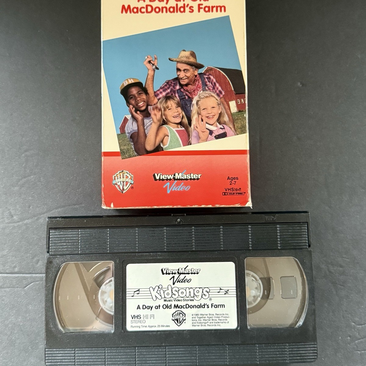 Kidsongs - A Day at Old MacDonalds Farm (VHS) for sale online | eBay