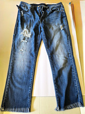 Rock  Republic Women  s Blue Distressed Straight Leg Denim Capri Jeans Size 8