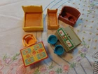 6 Pc Vintage Fisher Price Little People 1970's Furniture Beds Chair Tables Used