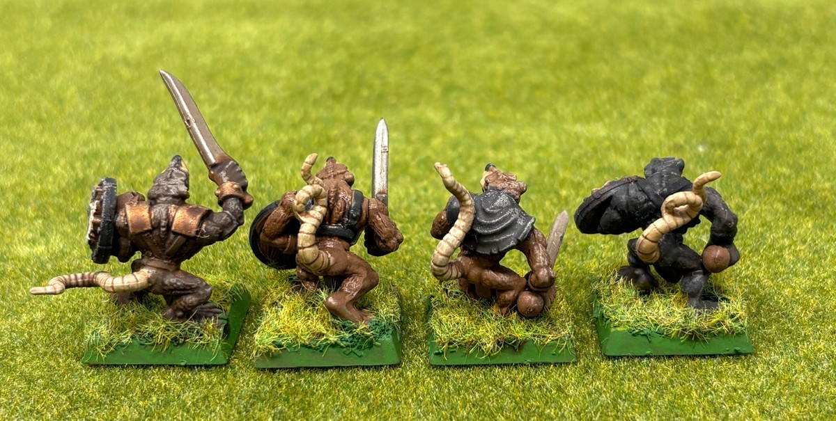 Warhammer Fantasy Aos Old World: Skaven - Clanrats (23 Models