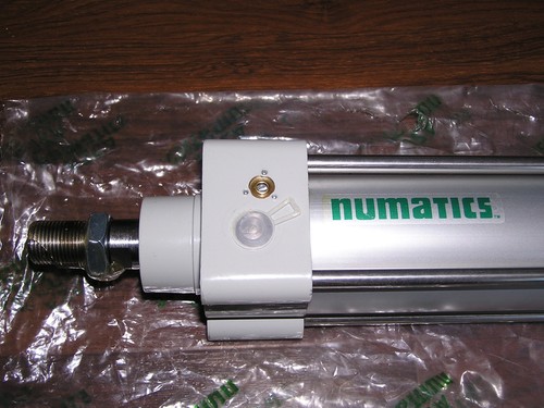 NEW old stock - ASCO Numatics G450A5SK0700A00 Series G450 cylinder with tie rod - Imagen 4 de 8