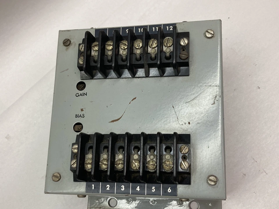 Magnetics,HC-025,Isolation Amplifier 120V 60 Cycles - Image 2 of 4