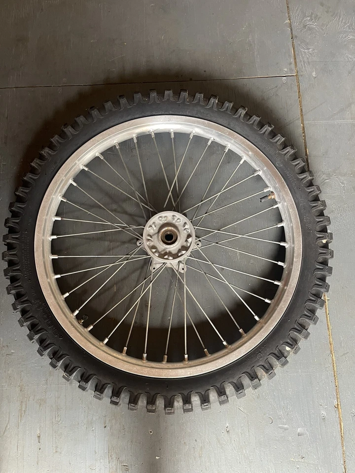 Roda dianteira Suzuki RM125 1995 - Imagem 2 de 4