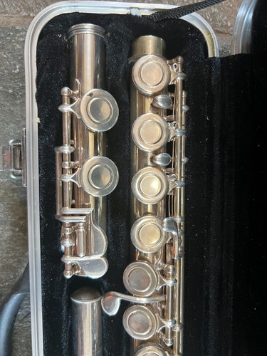 Flauta Commonhardt 50 con estuche rígido. Boquilla labial dorada, hecha en USA - Imagen 2 de 7