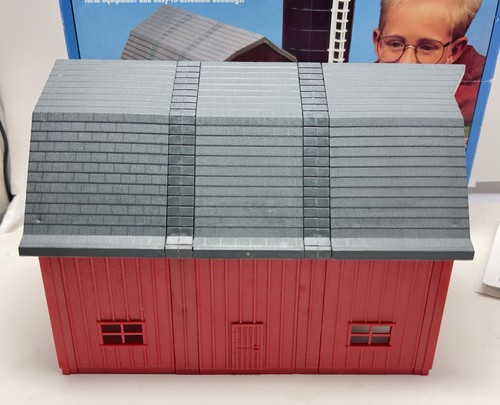 ERTL FARM COUNTRY Barn & Silo ONLY! W/Box No Animals Or Fence - Vintage. - Picture 4 of 15