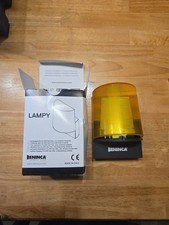 Gyrophare Portail Led Avec Antenne Intégrée LAMPY marque Benica 