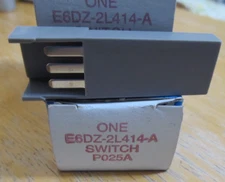 (1) FORD OEM-Brake Fluid Level Switch E6DZ-2L414-A