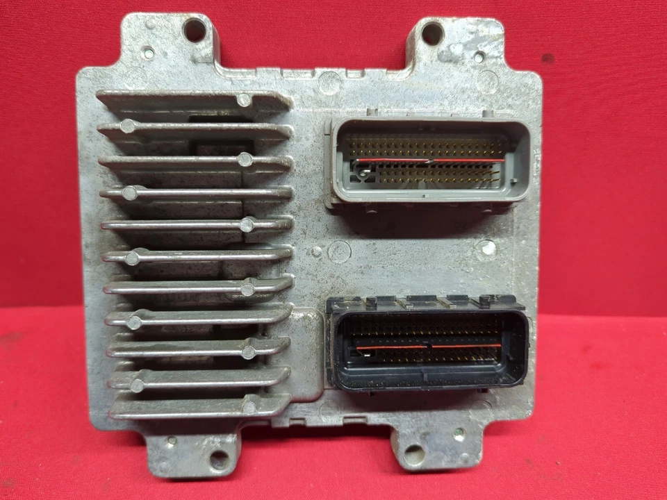 2007 - 2012 Chevrolet Saturn Pontiac Buick - ECM Engine Control Module 12635902 - Image 3 of 4