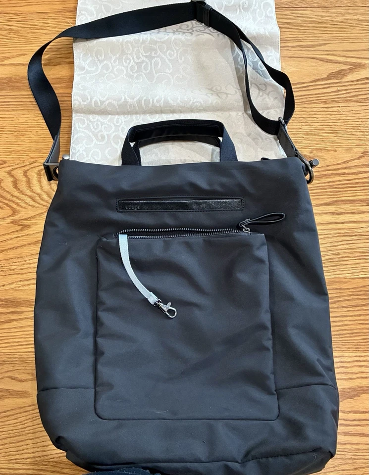 eBags Belcourt Upward Carryall 便携式电脑包 黑色 — 第 2/4 张图片