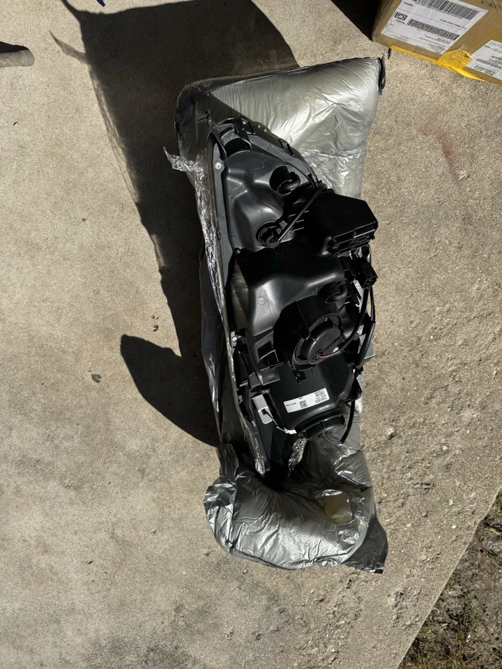 2011 - 2018 年三菱 Outlander Sport 左右 2 件车头灯套装 — 第 3/4 张图片