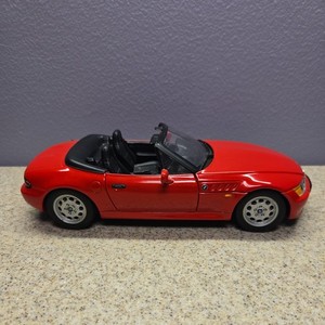 BMW Z3 Roadster Red BEAUTY 1:18 UT Models 4012138014251 READ