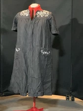 Go Softly Patio Dress - Zip Up With White Embroidery EUC Size Medium