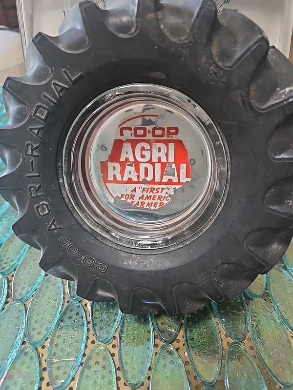 Co-op AGRI RADIAL  A “ FIRST FOR AMERICAN FARMERS “ Tire Ashtray