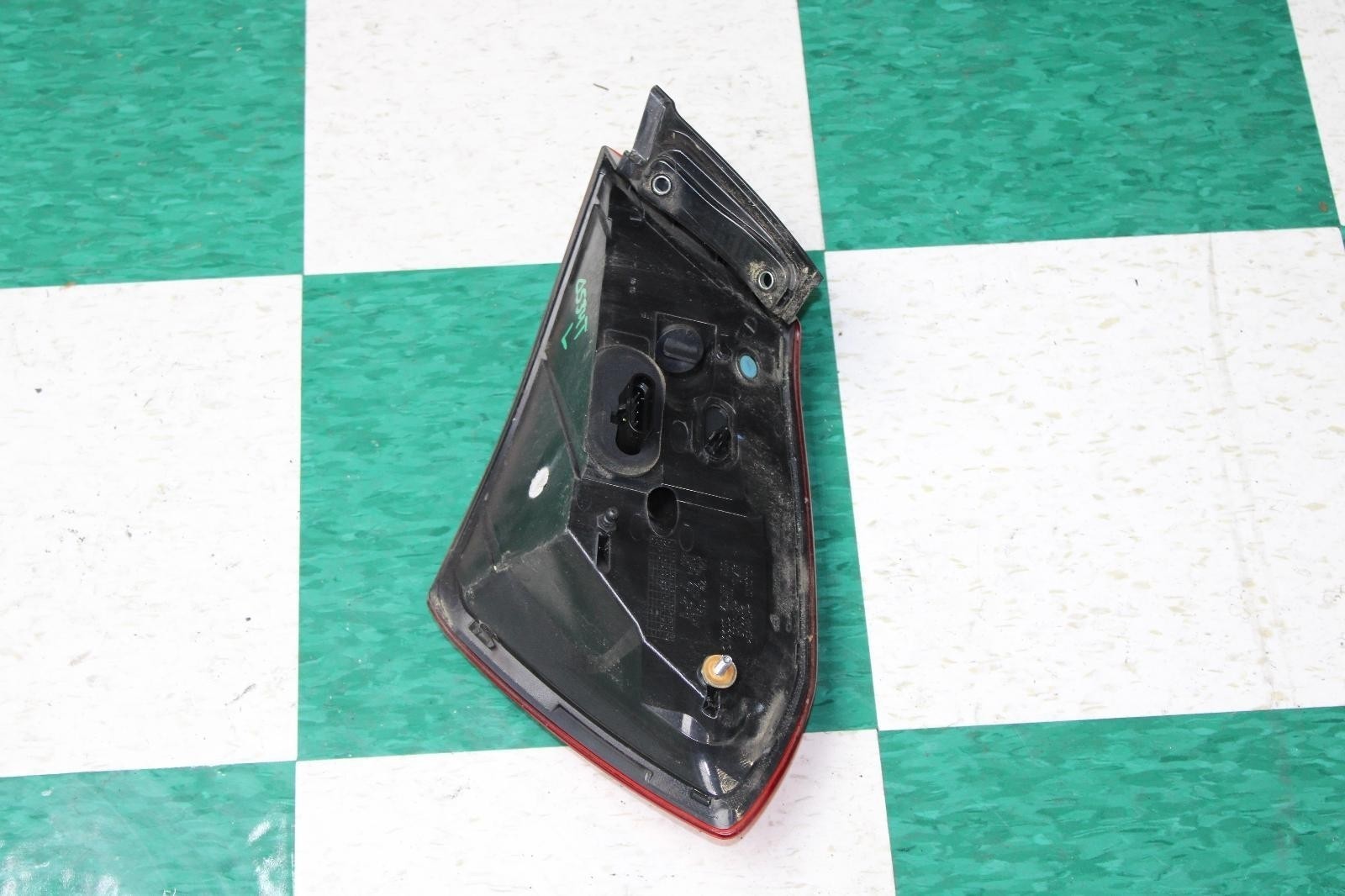 Maserati Ghibli 2014-2019 Rear Left Light housing