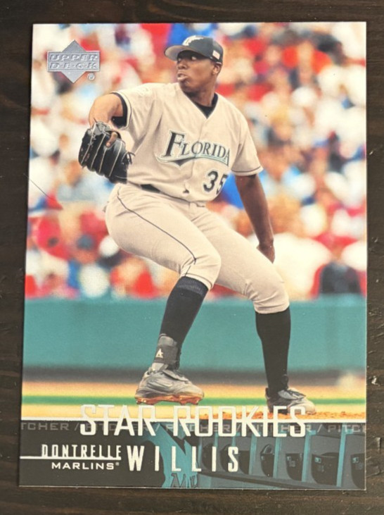2004 Upper Deck DONTRELLE WILLIS Star Rookies #1 Marlins