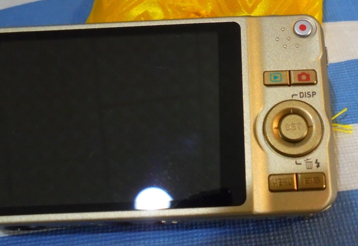 Casio EXILIM EX-Z90 Gold,12MP,3x,f/3.1￼,2.7in Excellent