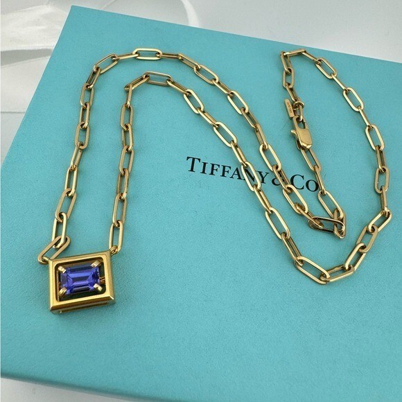 RARE Tiffany & Co. Tanzanite Jewel Box Necklace 17.5