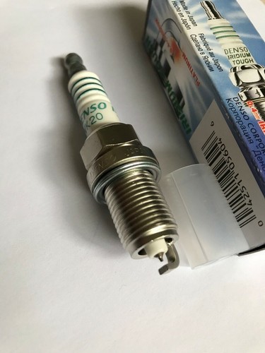 4 x Genuine Denso Iridium VK20/5604 Spark Plug for Toyota Camry, Tarago, Alphard - Picture 3 of 6