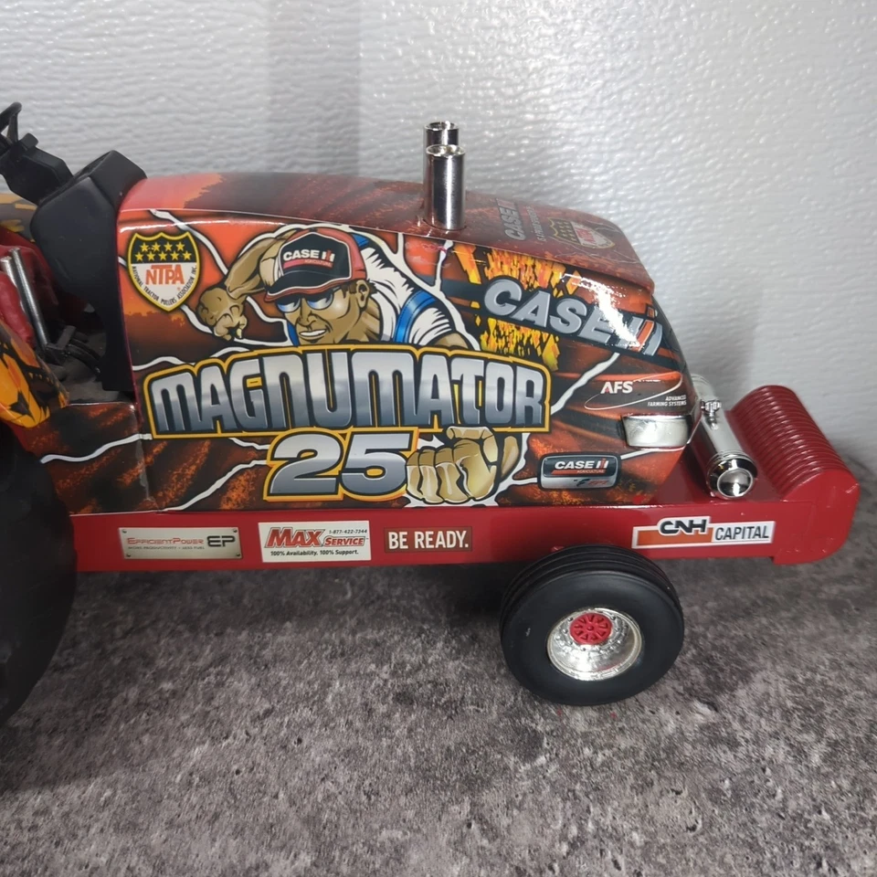 1/16 2012 Case IH Magnumator 25 Pulling Tractor NTPA Grand National w/Box - Image 2 of 4