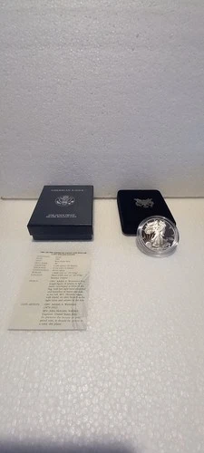 2001-W $1 Proof American Silver Eagle in Original Box w/ COA