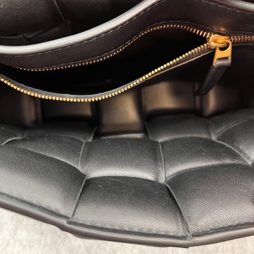 Bottega Veneta Padded Cassette Crossbody Black Leather - Afbeelding 8 van 21