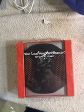 New Nike Sport Armband for Apple iPod Nano, 1-5 GEN., Black & Red, MSRP $29.00