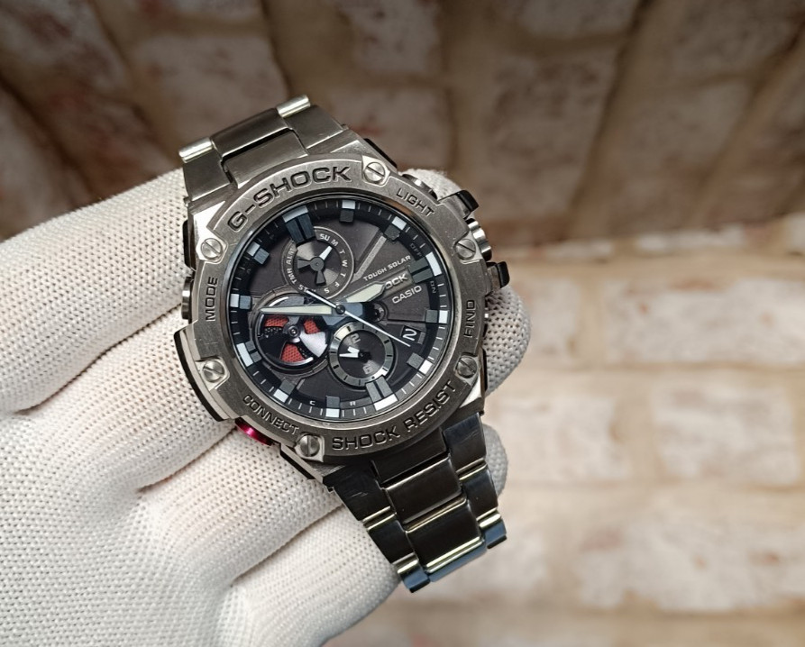 Casio G-Shock GST-B100D-1AJF  Tough Solar Bluetooth Chronograph Stopwatch Alarm