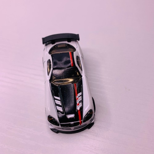 Dodge Viper SRT10 ACR 2010 New Models Premiere White Black 22/44 24/52 - Picture 19 of 24