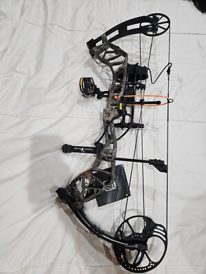 Bear Archery Species XT RTH True Timber Strata 70# Save From 429.99 Msrp!!